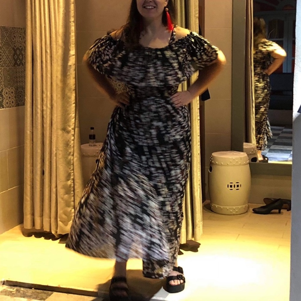 HANDMADE IN VIETNAM PLUS-SIZE DRESS